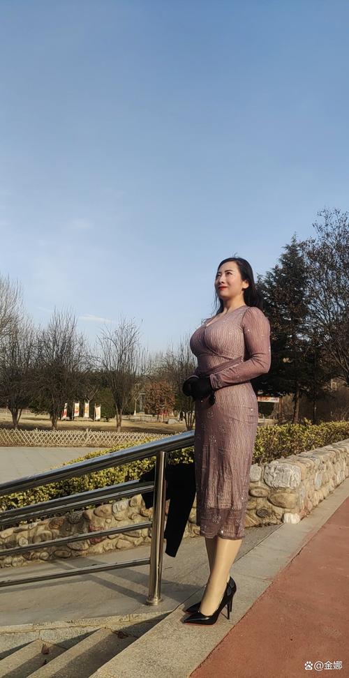 丰满的少妇av一区二区三区的相关介绍