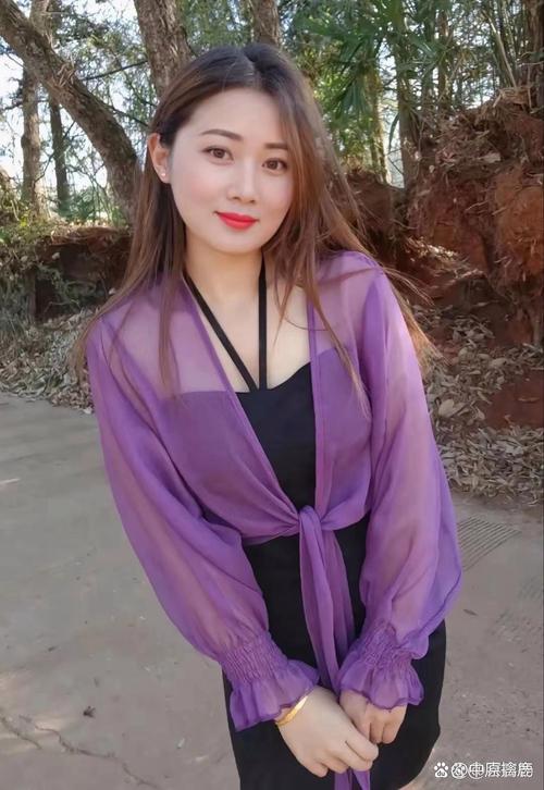 亚洲少妇二区三区的相关介绍
