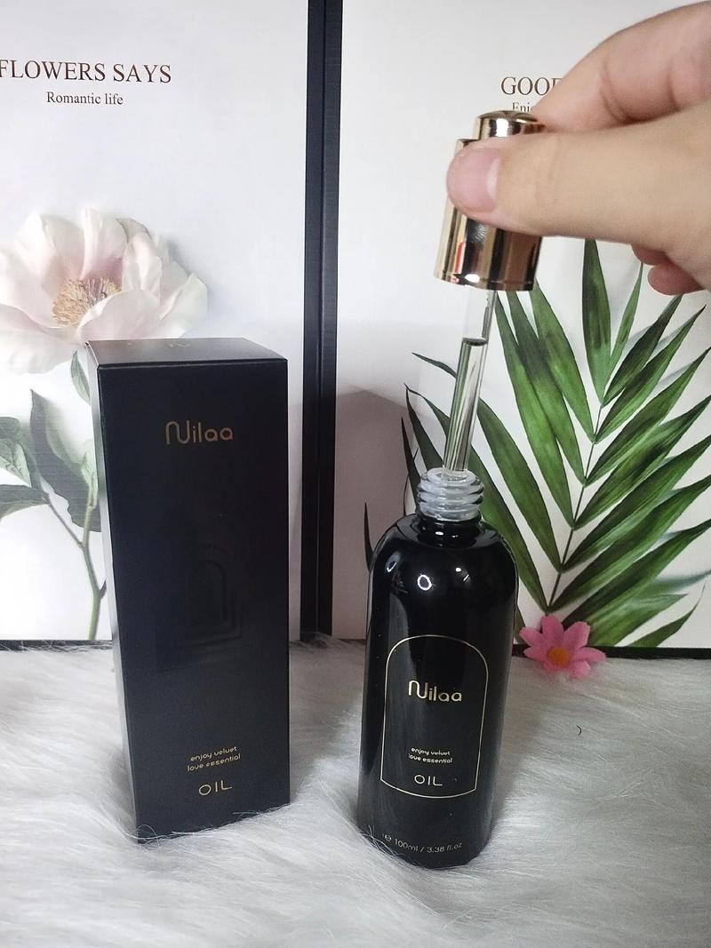 午夜精品美女久久久久av福利的相关介绍