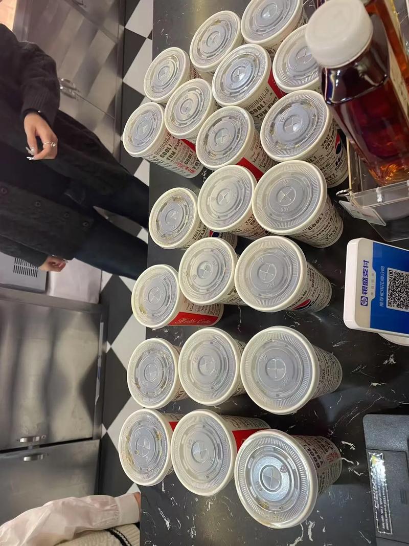 我和美女老师啪啪啪的相关介绍