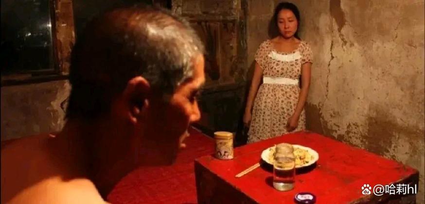 黑丝亚洲av的相关介绍