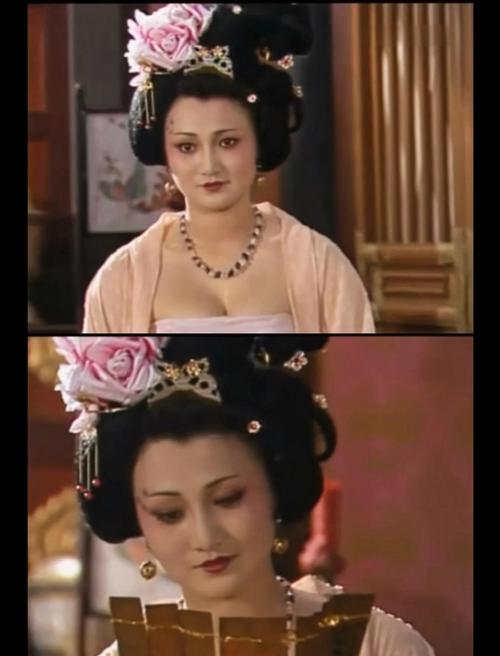 少妇av在线片的相关介绍