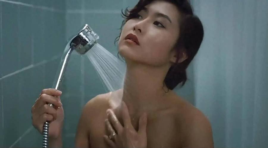 欧美美女h的相关介绍