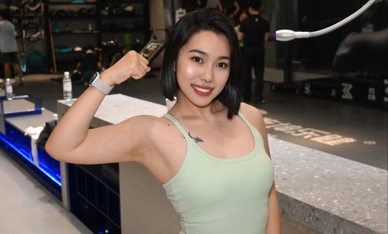 风骚少妇av色的相关介绍