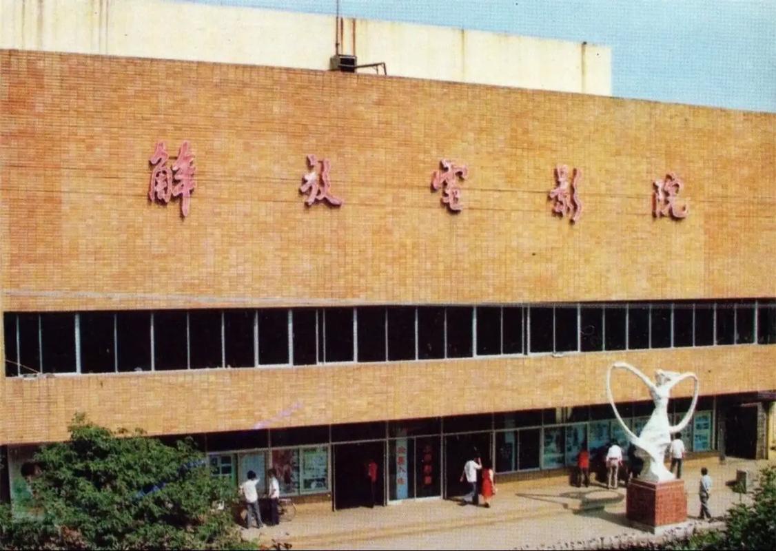 亚洲一区二区三区熟女少妇aⅴ的相关介绍
