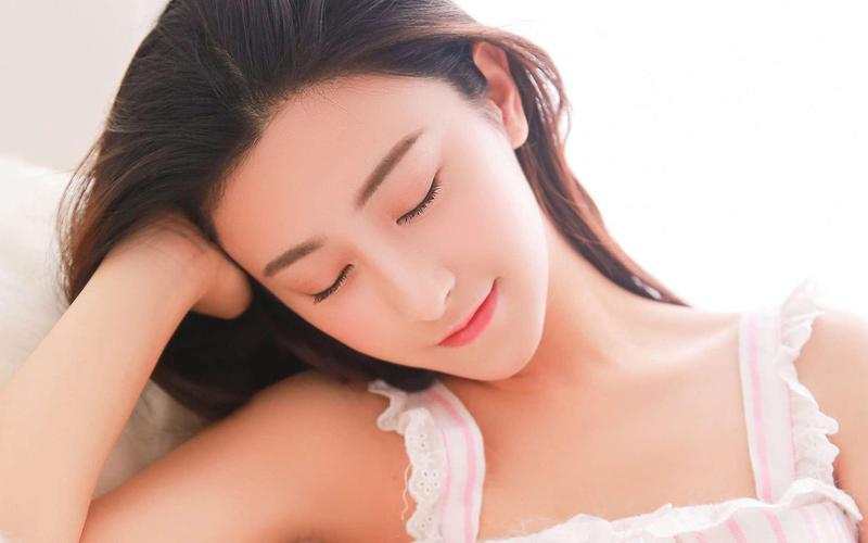 丰满人妻啪啪的相关介绍