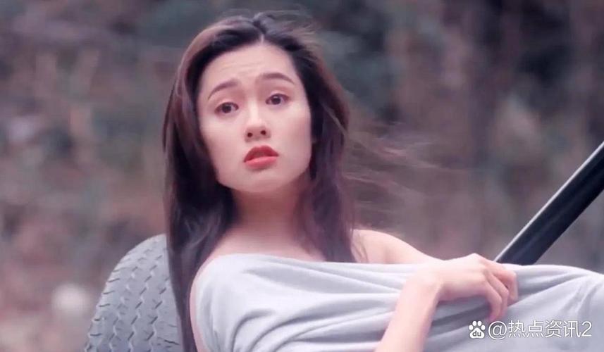 风骚女秘书的相关介绍