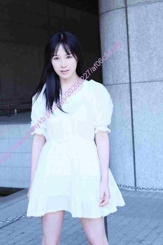 操中国美女老师的相关介绍