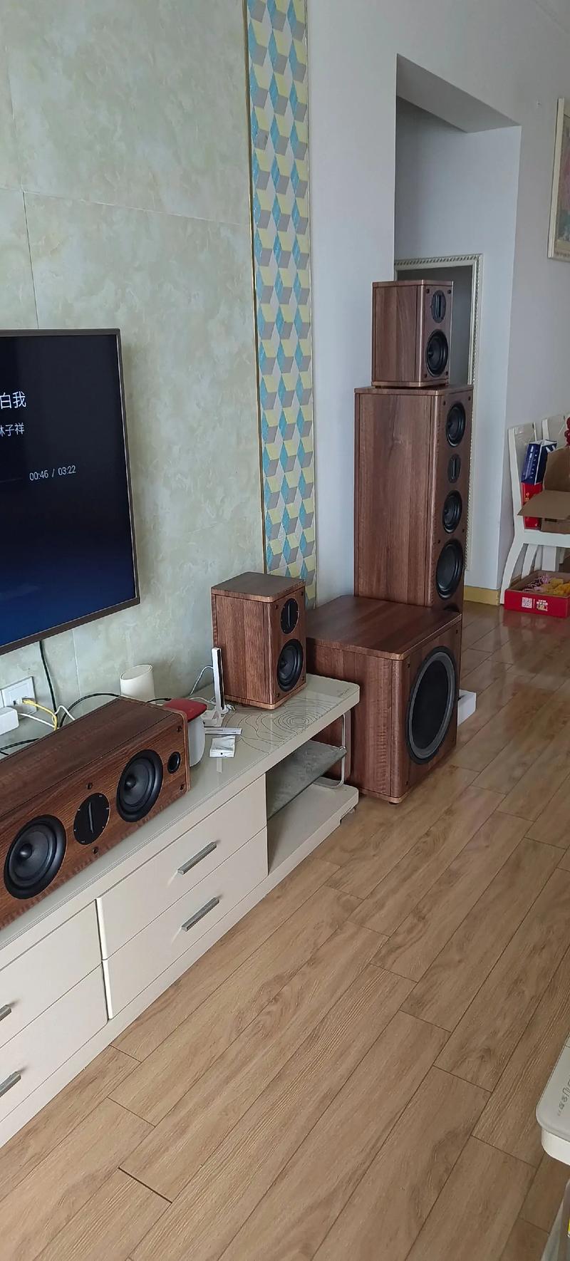 超碰爱爱人妻的相关介绍