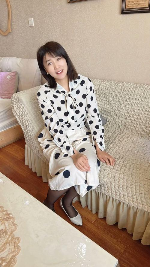亚洲 熟女少妇 综合图区的相关介绍