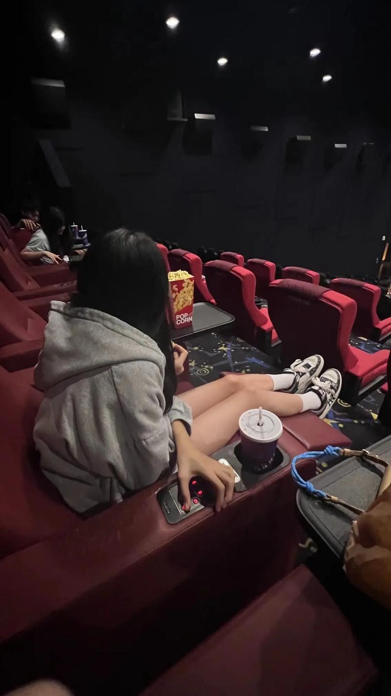 老湿新影院19的相关介绍