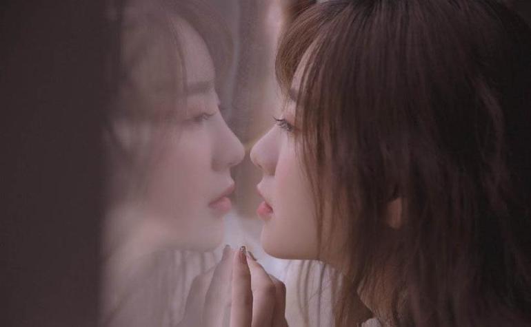 性感美女大尺度私密照片的相关介绍