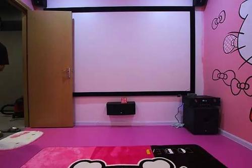 女人又爽又黄免费动漫的相关介绍